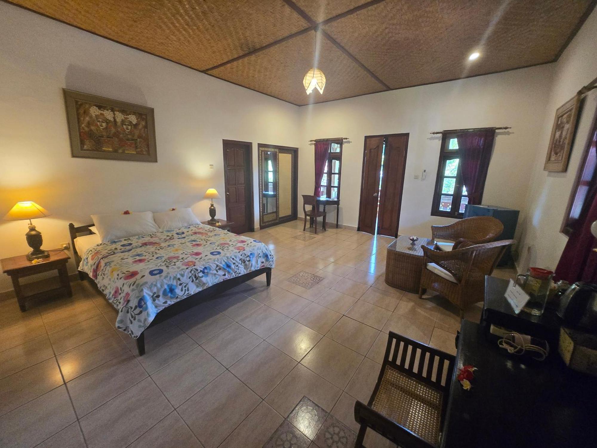 Rambutan Hotel Lovina  Exterior photo