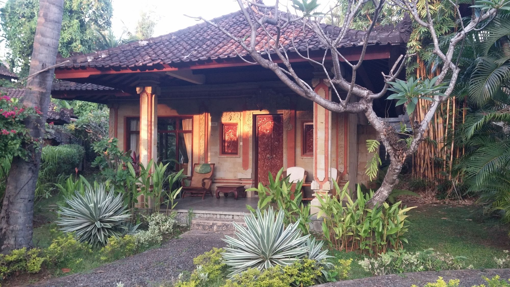 Rambutan Hotel Lovina  Exterior photo